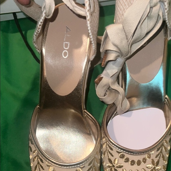 ALDO Women's Cream Espadrille Wedge Sandals size 8 - Picture 9 of 14